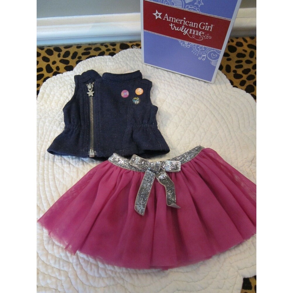 EUC AMERICAN GIRL 18" Doll Love to Layer Accessories Skirt Indigo Vest Box